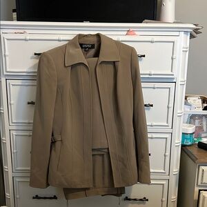 Kasper Classic Beige Blazer and Skirt Ensemble